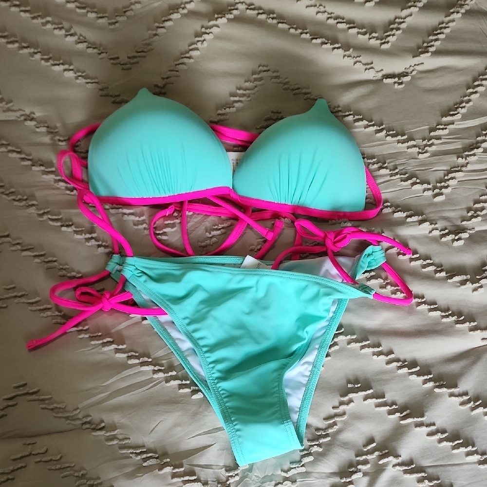 Cupshe Mint and Pink Bikini Set